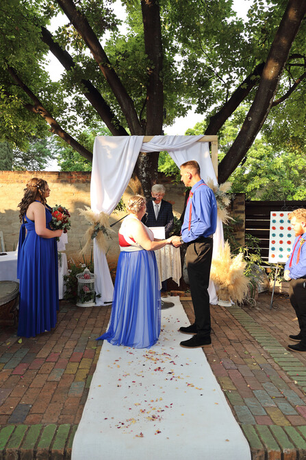 Julie and Anton 128