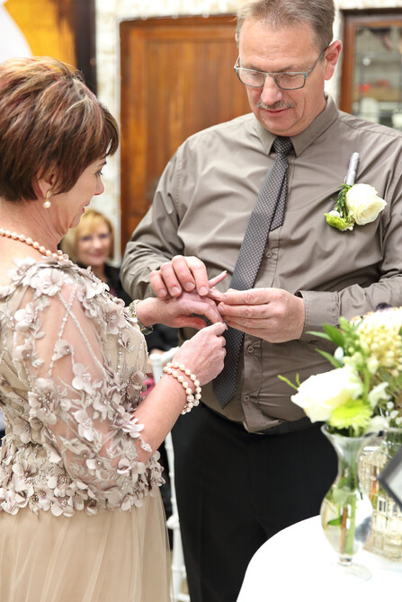 Thea and Nelius 54