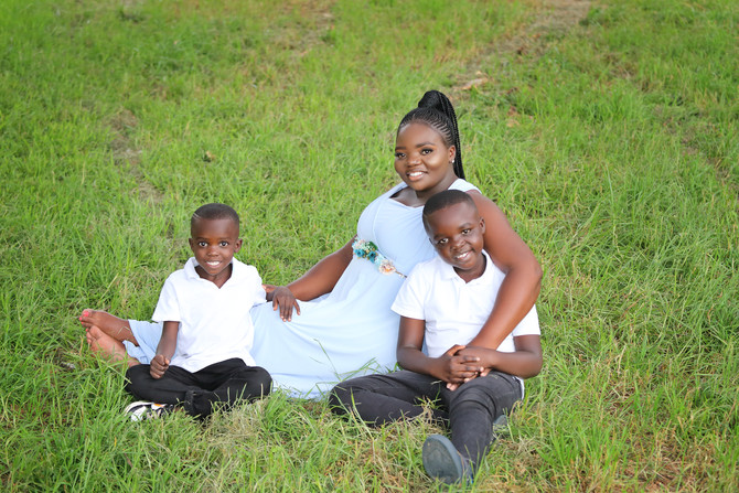 Mmola Family 9