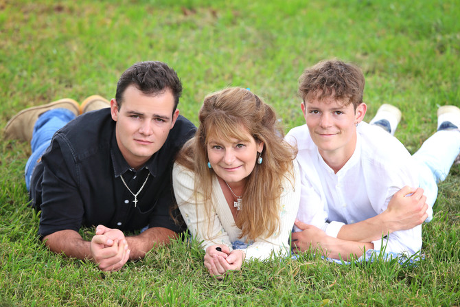 Burger Family 30