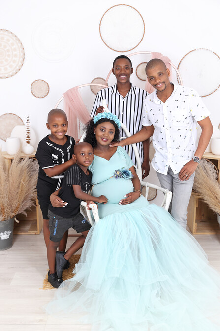 Manyaka Family 7