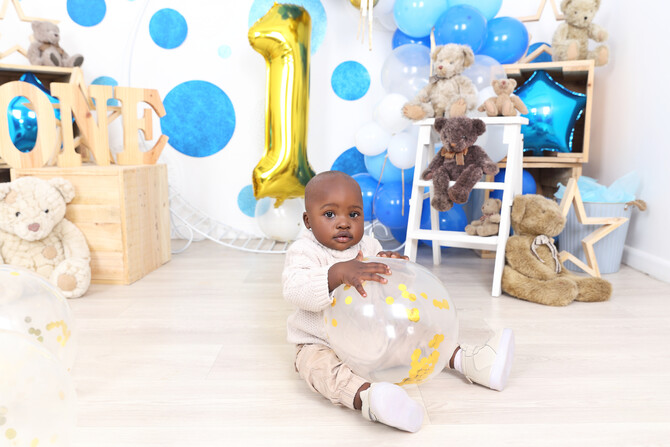Khuliso Mmola 27