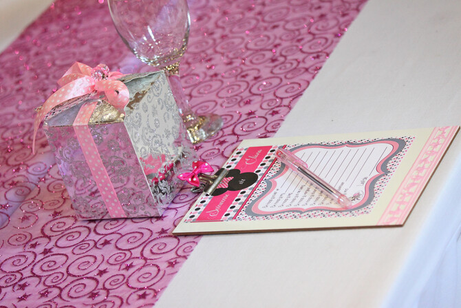 Anisia's Stork Tea 12