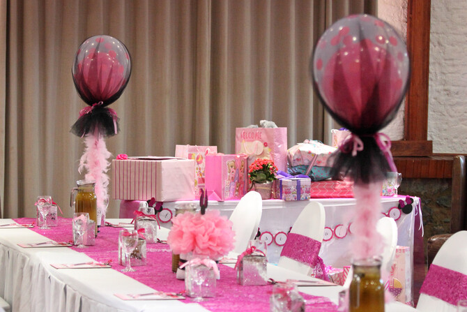 Anisia's Stork Tea 16