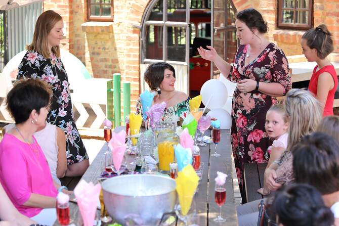 Sune's Stork Tea 55