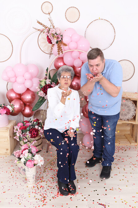 Elsie's 80th Birthday 48