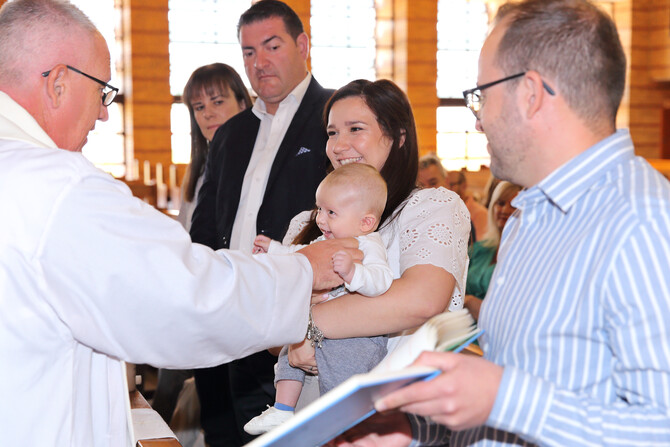 Rodrigo's Baptism 22