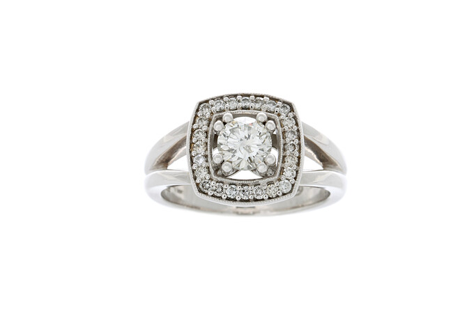 Altin Jewellers Gallery 4 3