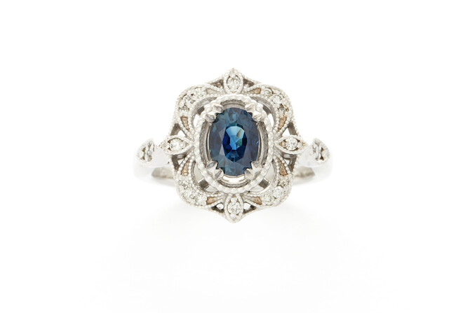 Altin Jewellers Gallery 6 32