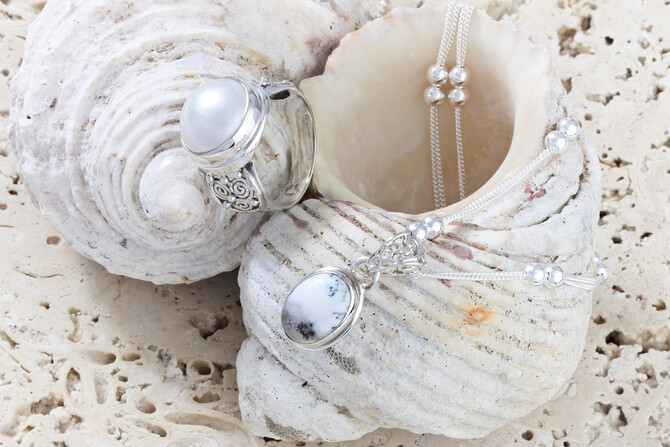 Carat Jewellers Gallery 2 15