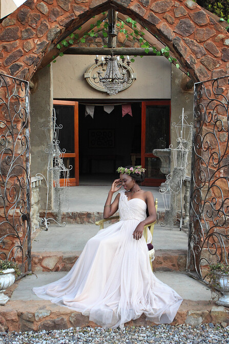 Romantic Bohemian Styled Shoot 54