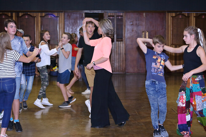 Modern Jive Dance Club 64